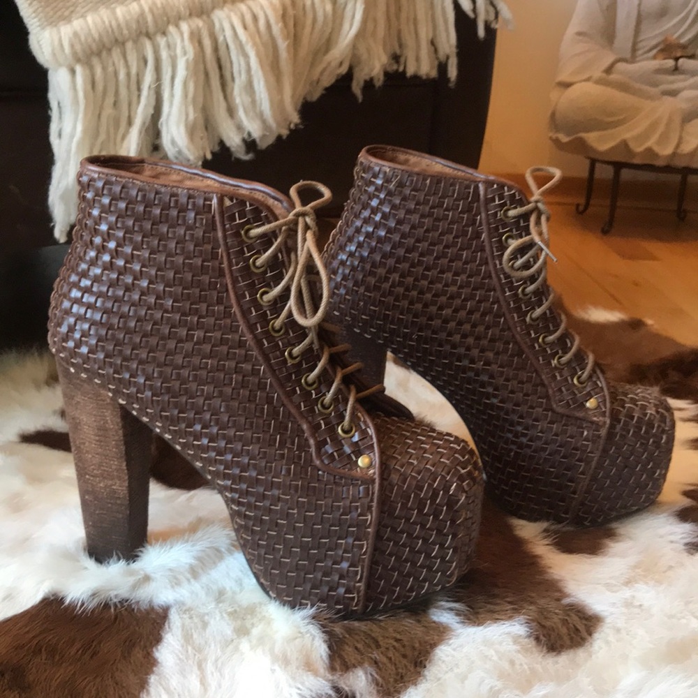 Like new! Jeffrey Campbell Lita, woven leather
